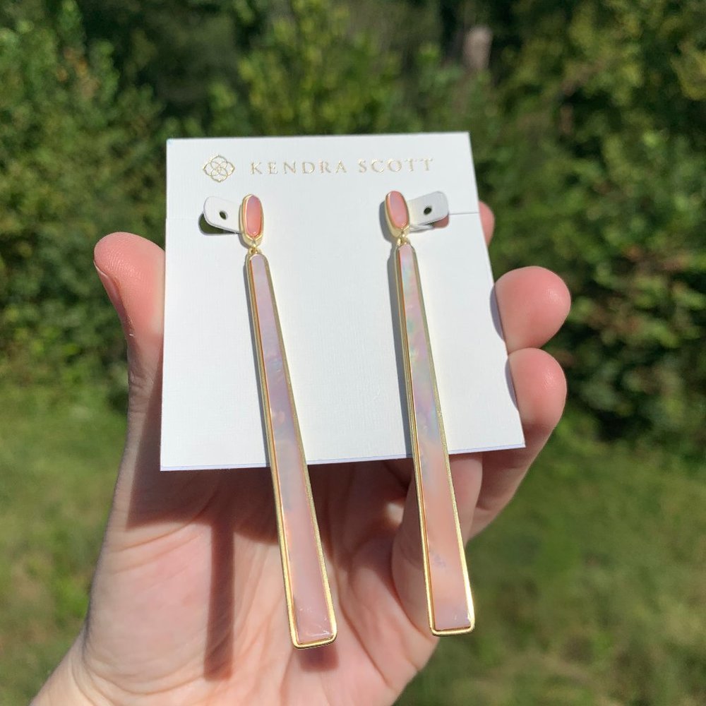 KENDRA SCOTT • Brooklyn Gold Statement Earrings* - Picture 2 of 8